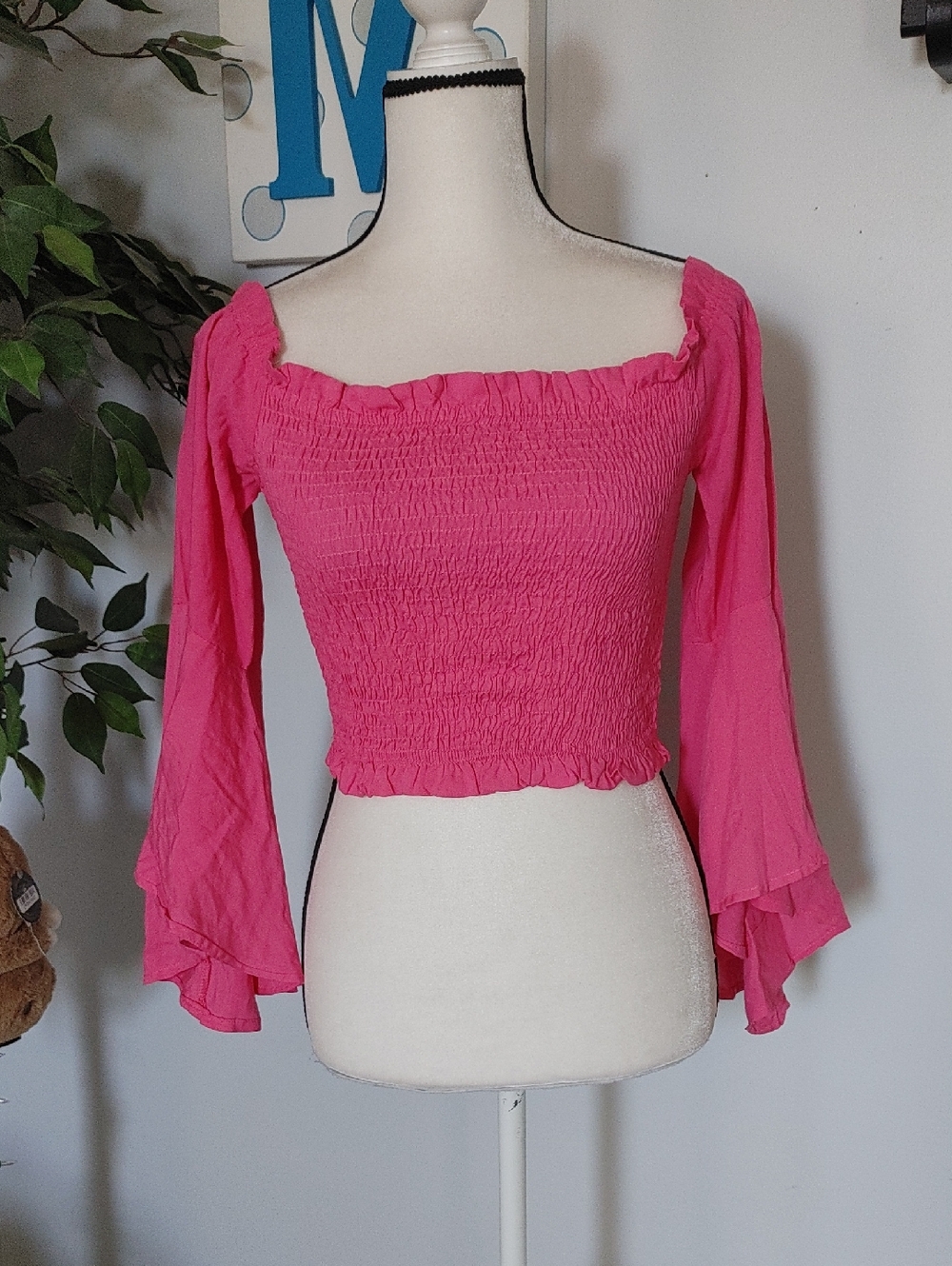 Who's That Girl Smocked Flutter Sleeve Crop Top M